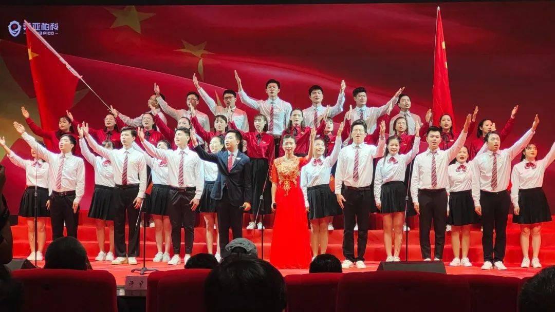 有众多网友再追《顶楼》，这部韩剧有多上头？游戏画面